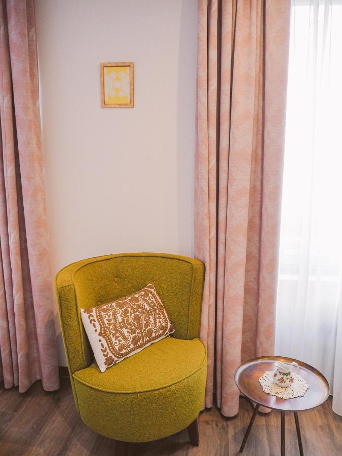 Tante Alma'S Muelheimer Hotel Mülheim an der Ruhr Buitenkant foto